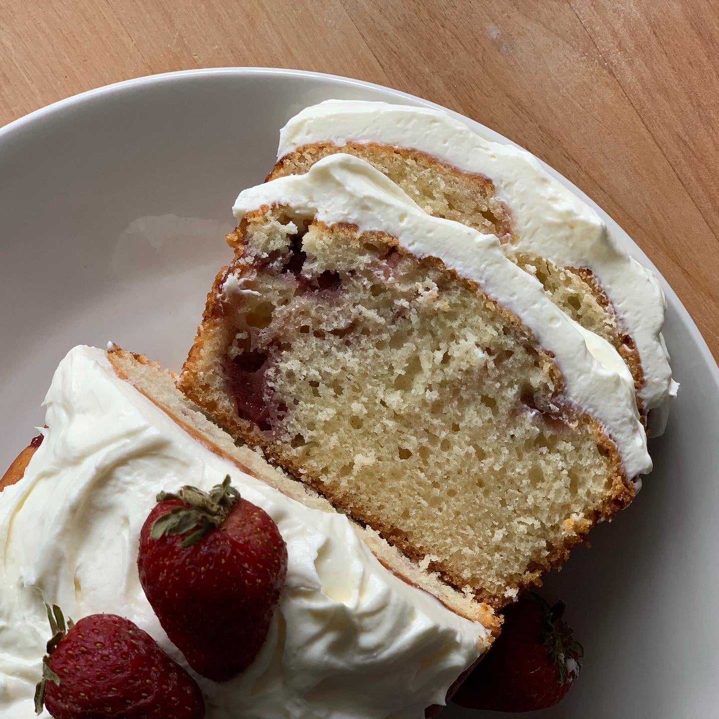 STRAWBERRIES ‘N’ CREAM