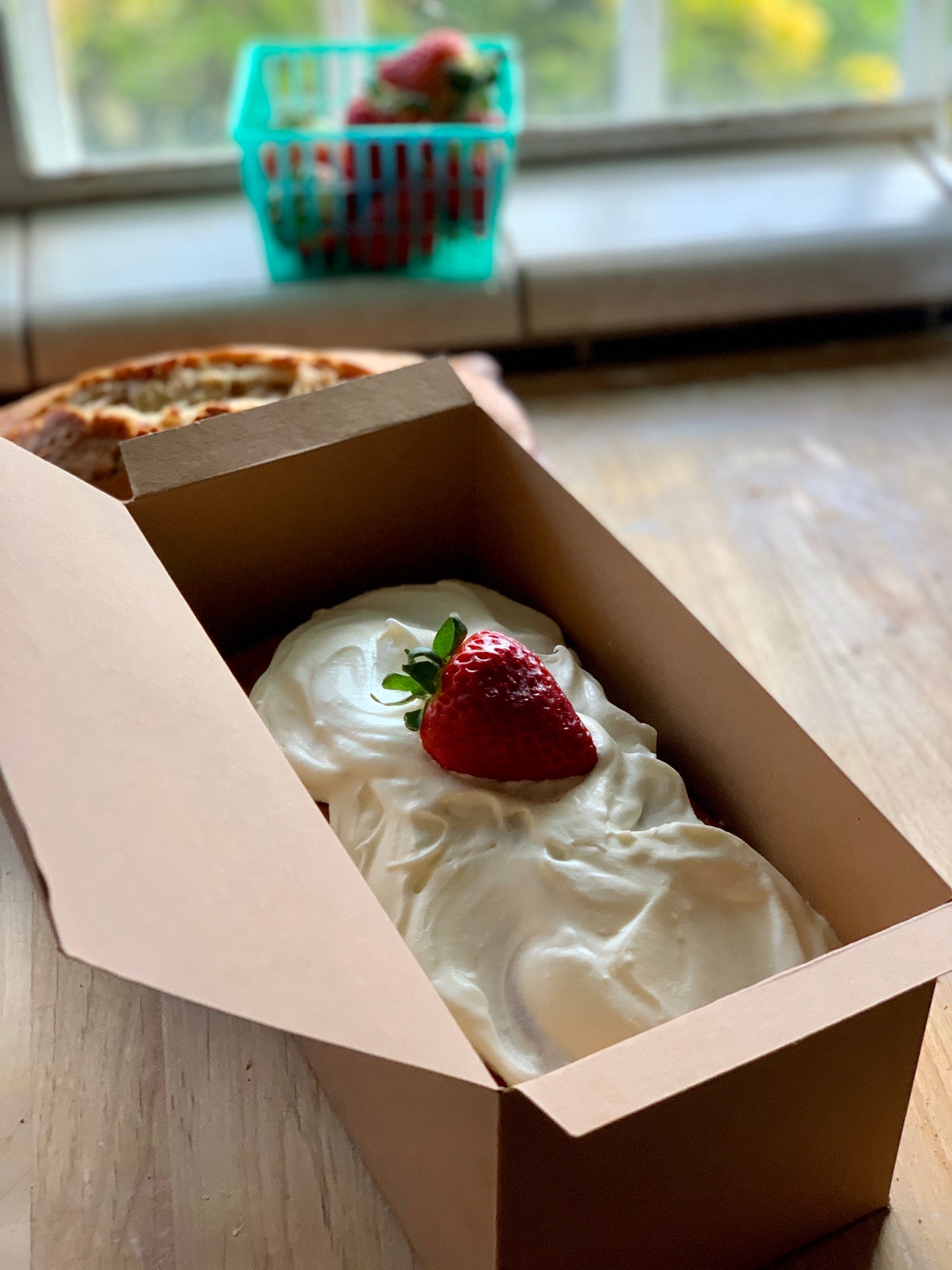 STRAWBERRIES ‘N’ CREAM
